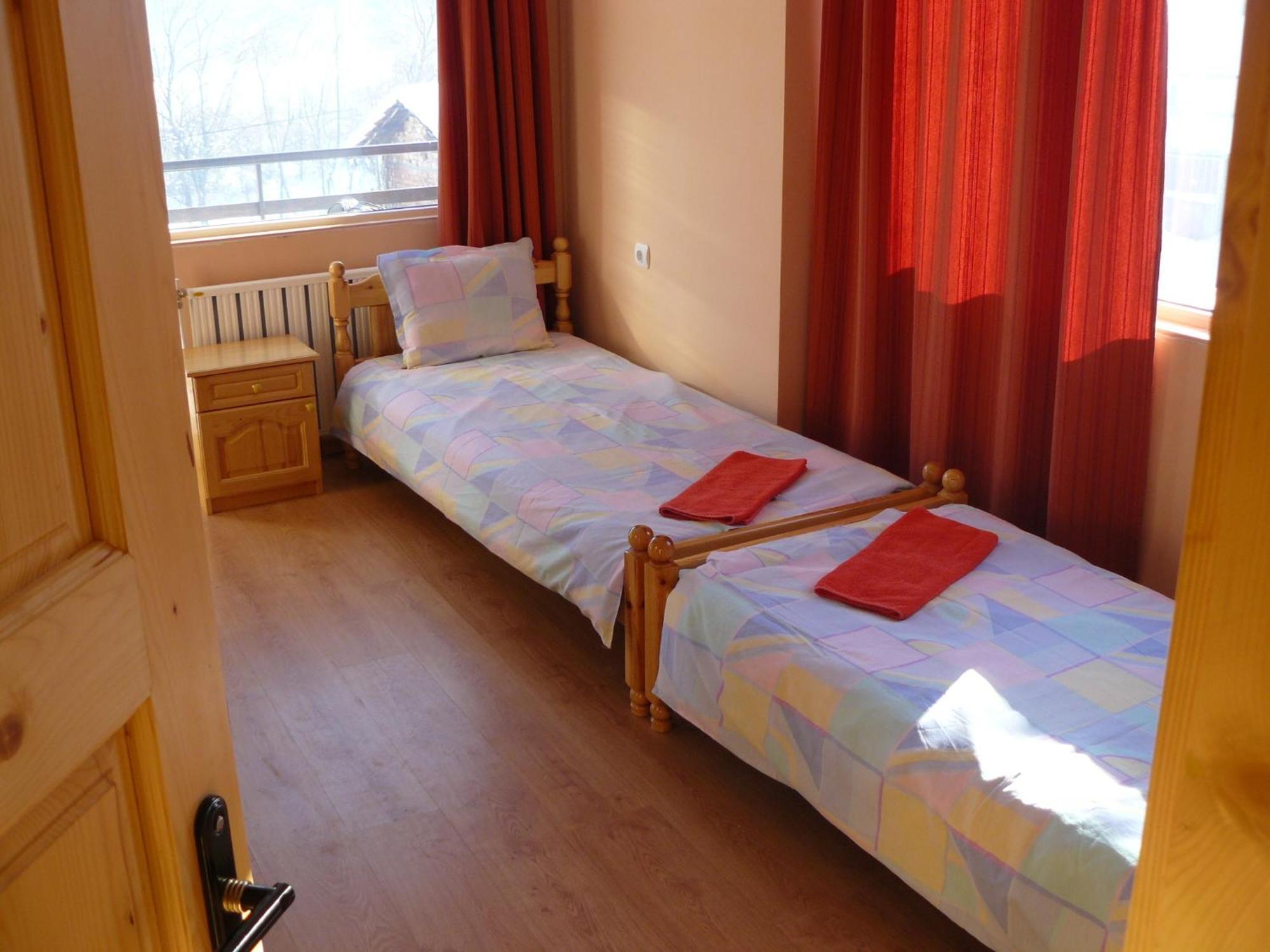 House Arirang Hotell Cherni Osum Rum bild