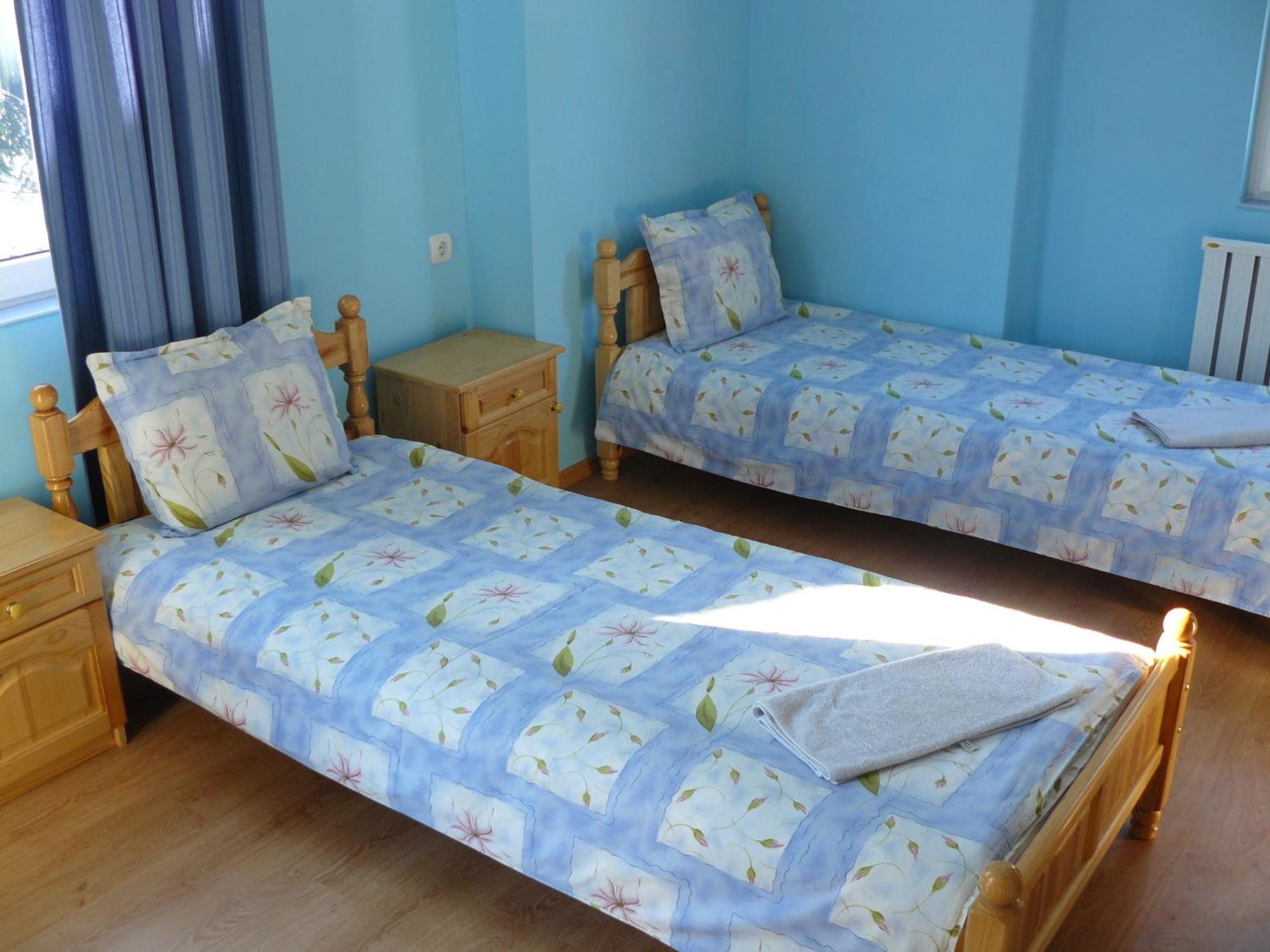 House Arirang Hotell Cherni Osum Rum bild